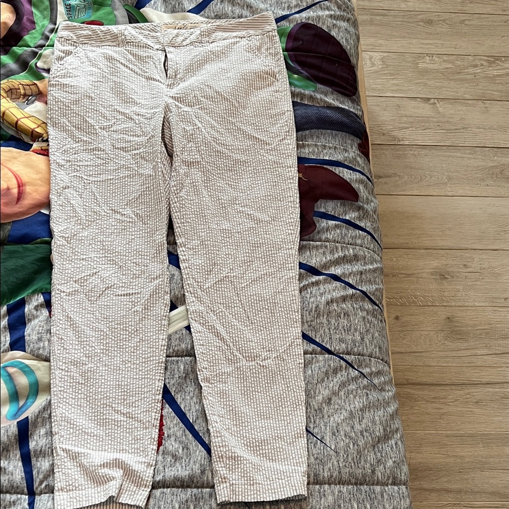 Maison Jules Women's gray and white seersucker Skinny Pants